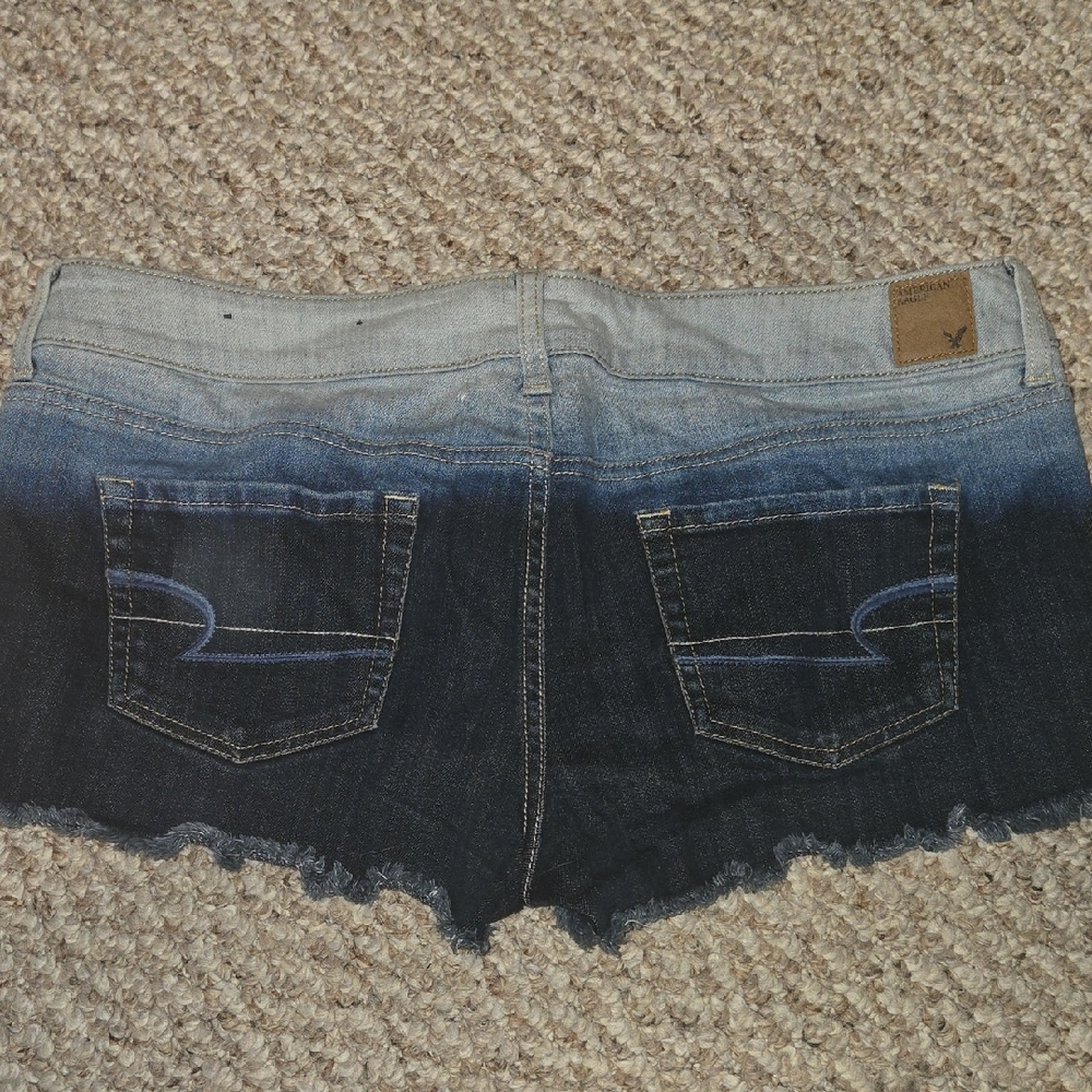 American Eagle Outfitters Women's Black and Blue Denim Shorts - Picture 2 of 4